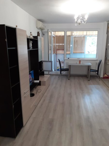 Militari, Autogara, Vistiernicul Stavrinos,